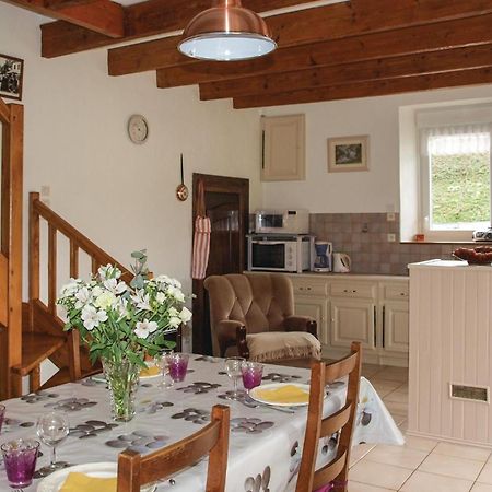 3 Bedroom Awesome Home In Lézardrieux Esterno foto