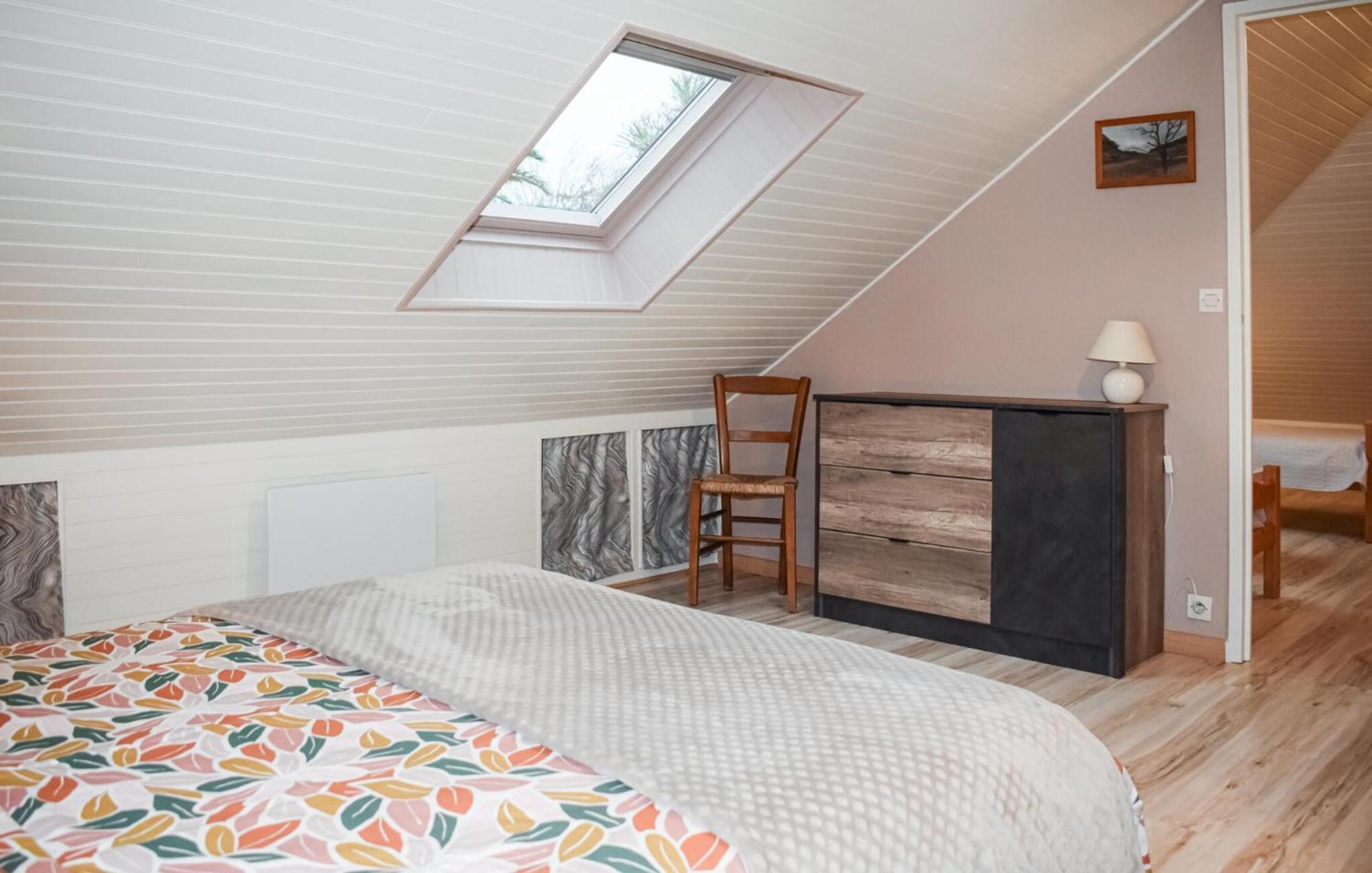 3 Bedroom Awesome Home In Lézardrieux Esterno foto